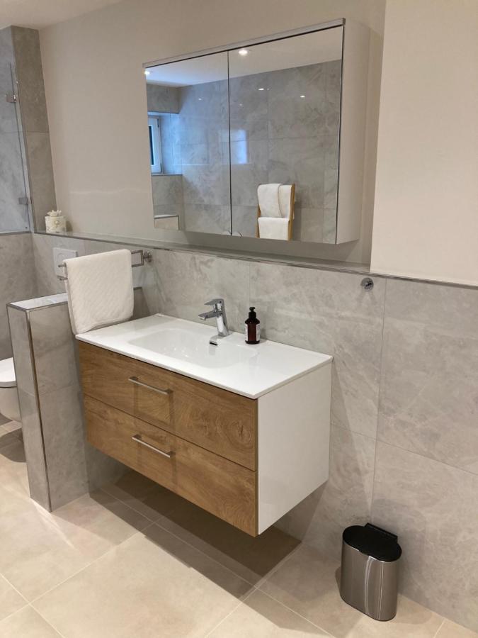 Emilia Apartment